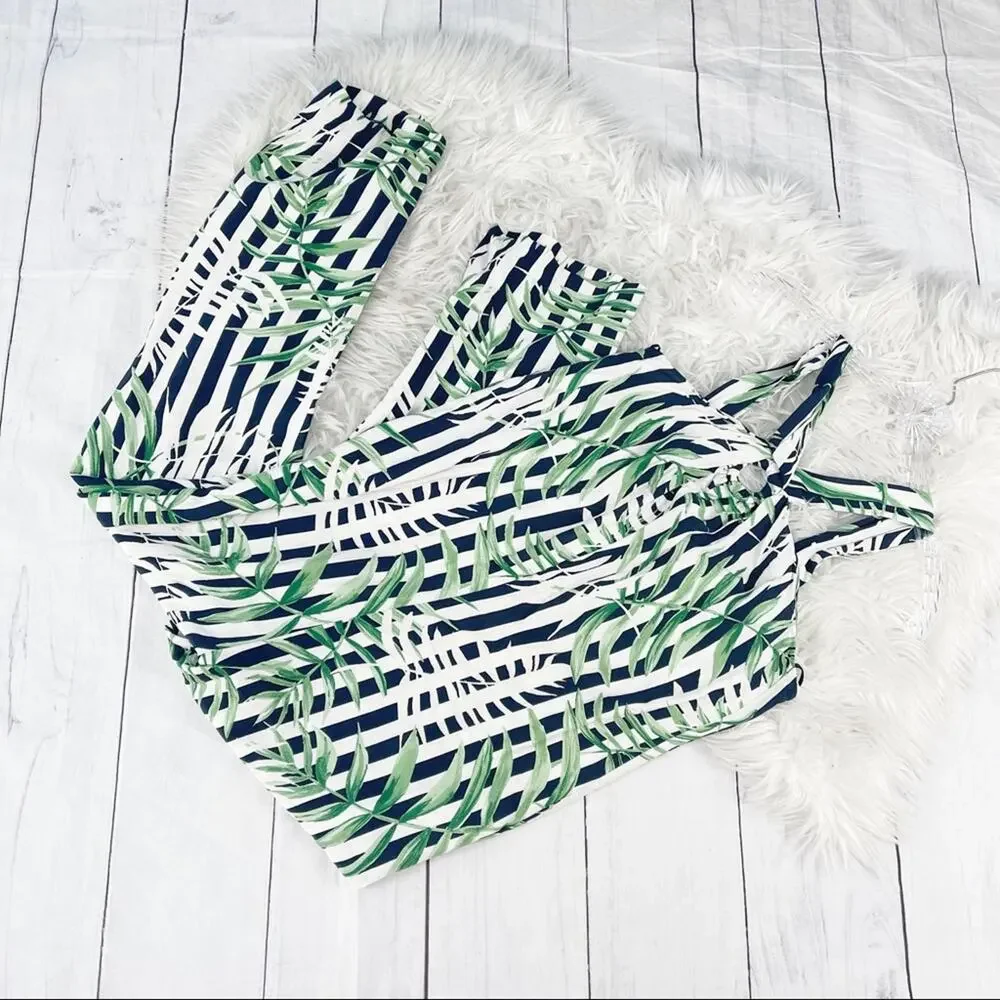 🆕 Zara Women's Tropical Leaf Striped Halter D Ring‎ Jumpsuit Size Medium